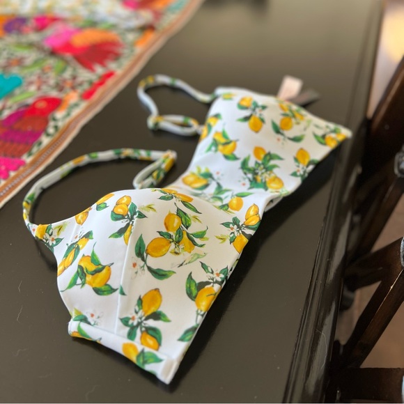 πππAmalfi Coast Lemon Print Bikini Set- Size L πππ - Picture 15 of 15